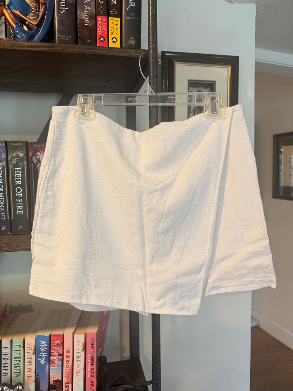 Abercrombie & Fitch White Mini Skort